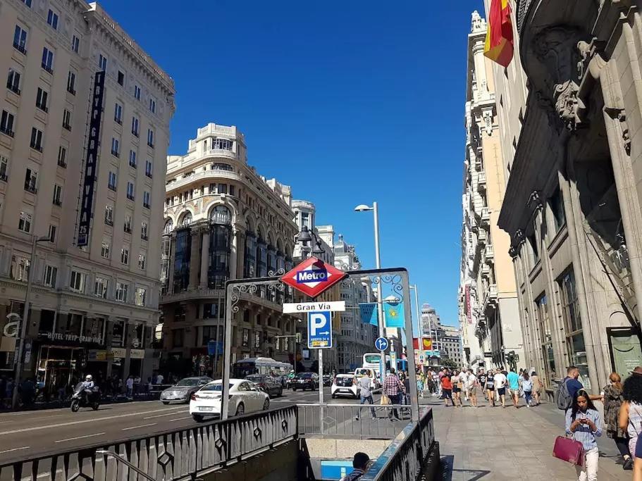 Downtown Madrid - Gran Via - Business Ready Appartement Buitenkant foto