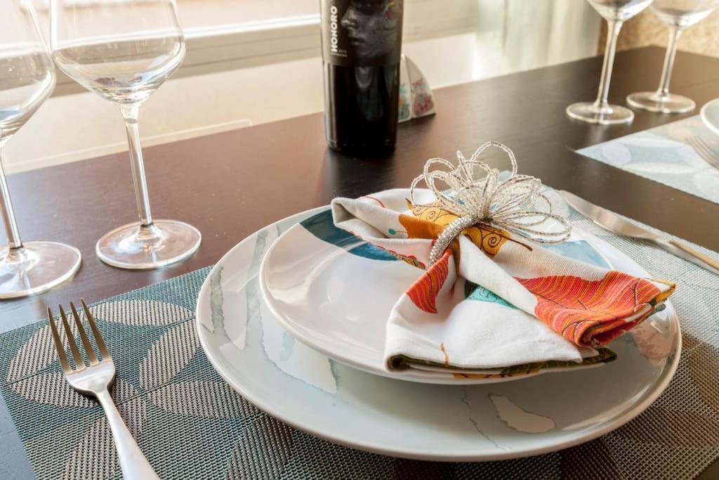 Downtown Madrid - Gran Via - Business Ready Appartement Buitenkant foto
